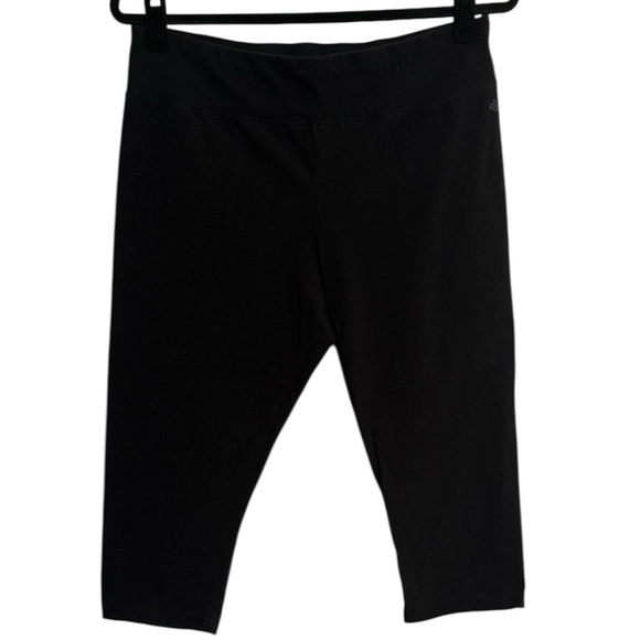 Jockey Pants - 🌻 Jockey Cropped Black Leggings